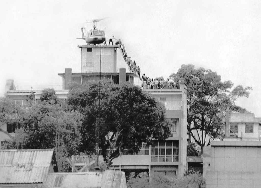 This image has an empty alt attribute; its file name is air-america-helicopter-evacuates-vietnamese-officials-families-south-vietnam-april-29-1975.jpg