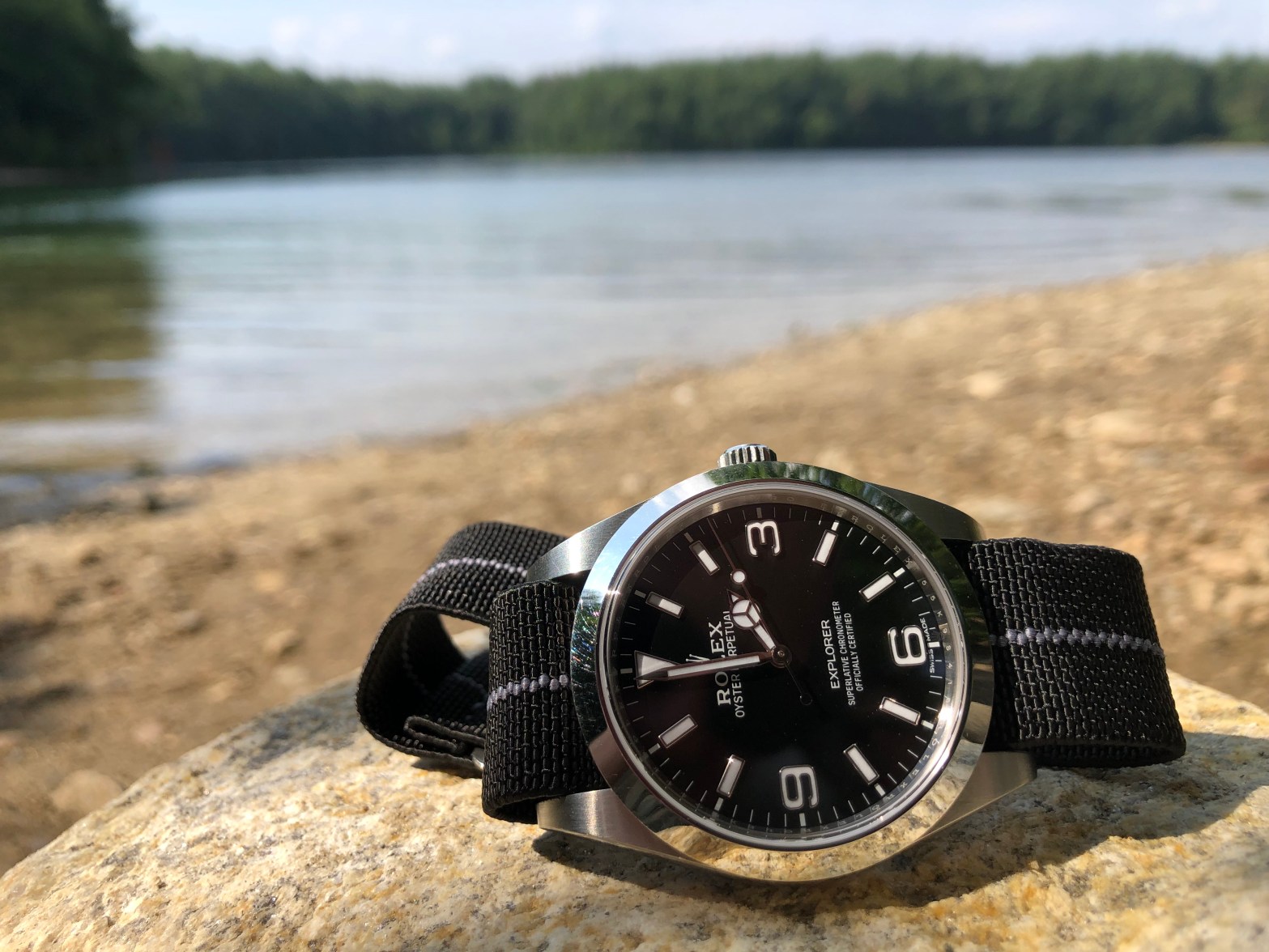 Rolex Explorer 214270